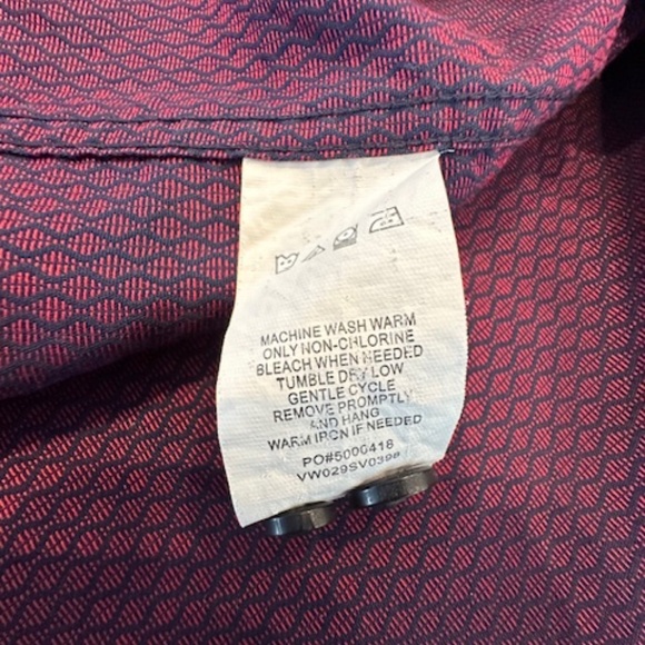 Mens' Vince Camuto XL Magenta and Blue Pattern Dress Shirt - Picture 7 of 7